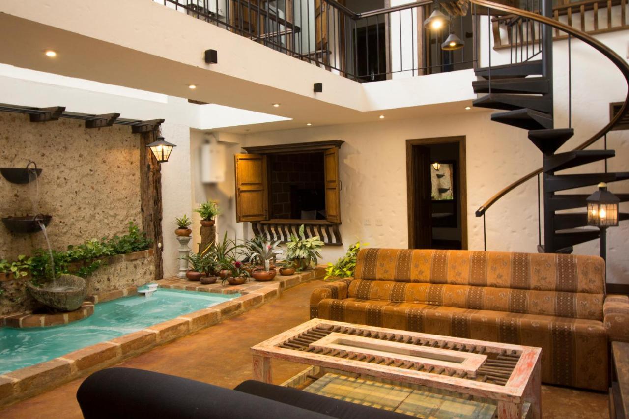Casa Del Reloj Aparthotel Medellín Rom bilde